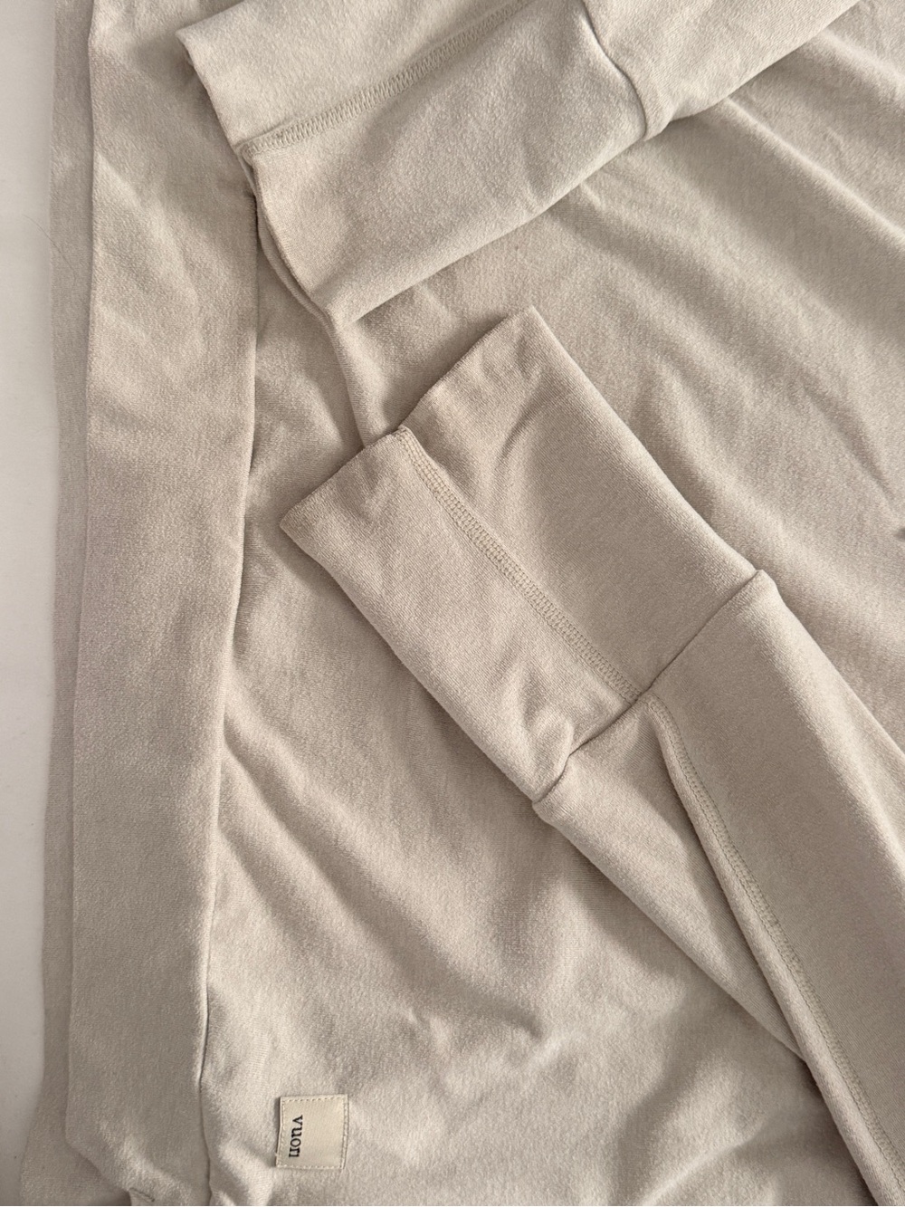 Vuori Lightweight Hooded Pullover in Light Beige - Picture 3 of 6
